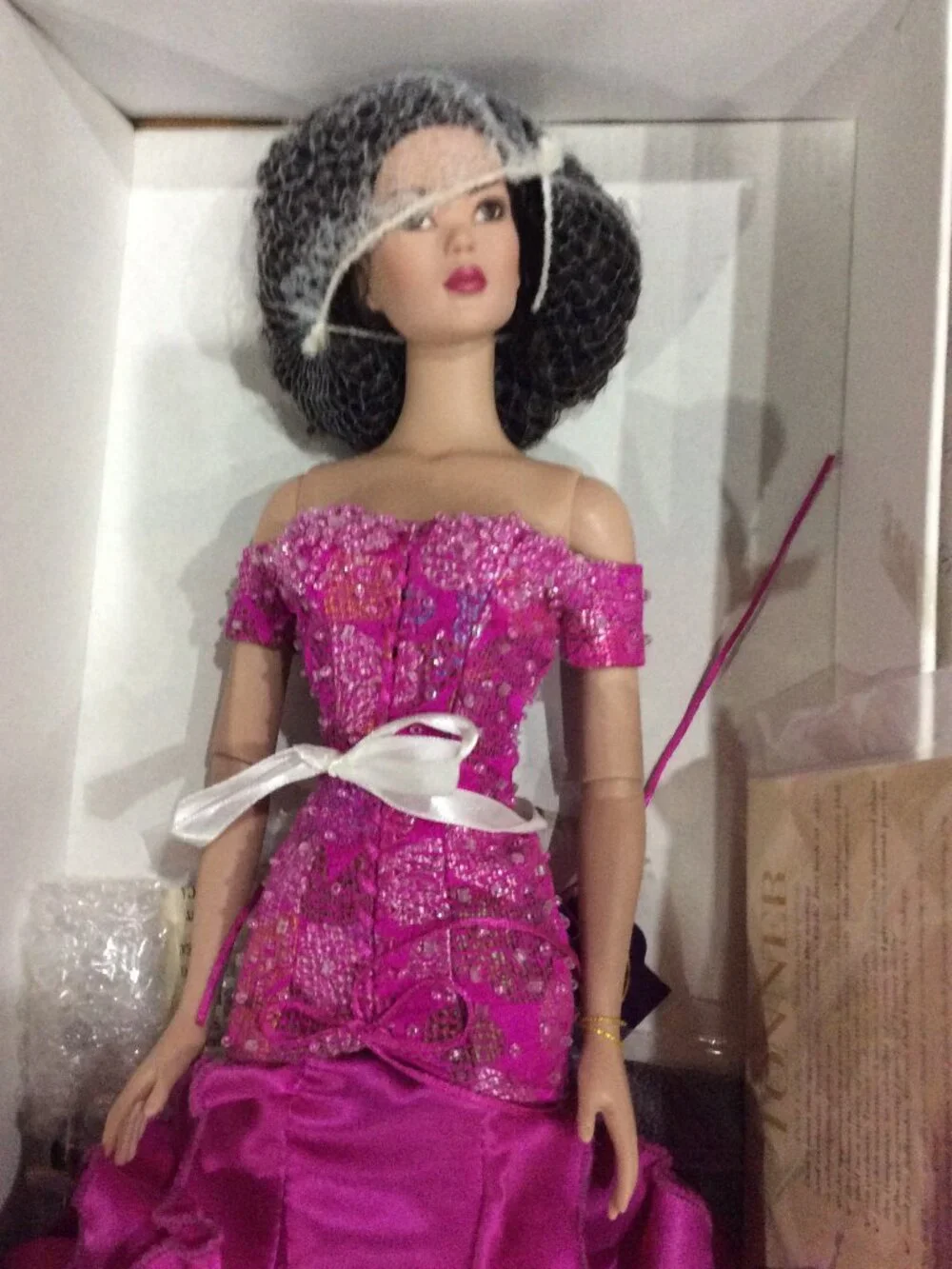 Tyler Wentworth Tonner Manhattan Magic Mei Li Collectible Doll